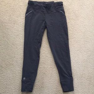 Athleta Grey tights women’s Medium